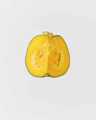 1/4にカットされたカボチャ