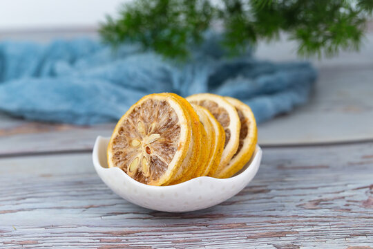 Tangy and tasteful slices of dehydrated lemon.