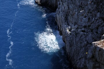 Palinuro – Onde contro la scogliera di Punta Quaglia
