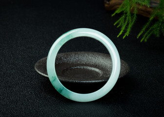 Precious gemstone for personal accessory