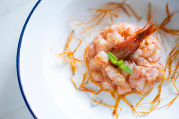 Ibiza red shrimp tartar with mint