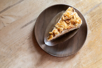 Almonds coffee cake