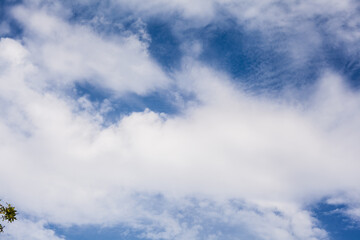 Obraz premium Clouds against the blue sky.