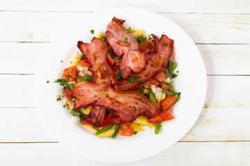 Salad with bacon from the top