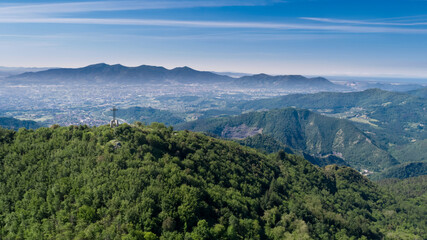 Fototapeta na wymiar vista dall'alto Lucca