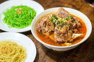Hot & Spicy Pork Neck Bones Soup, Leng Zaap