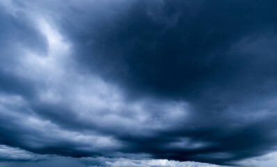 Obraz premium dark storm clouds with background,Dark clouds before a thunder-storm.