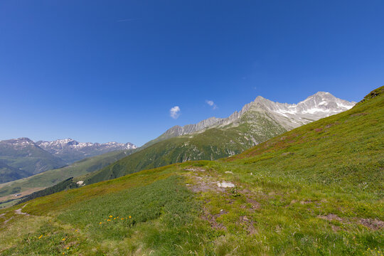 Sedrun-Bilder: Stock-Fotos & -Videos. | Adobe Stock