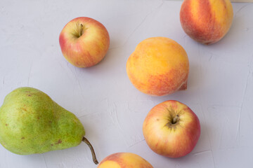 apples on a wooden table