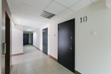 entrance door to the apartment in the entrance