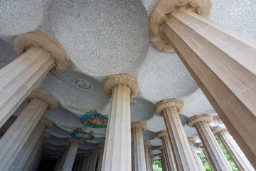 Sierkussen BARCELONA, CATALONIA, SPAIN - JUNE 12, 2020: The famous Parc Güell designed by the architect Gaudi. Without tourists during phase 2 of the Covid-19 deescalation in the city of Barcelona. © Xavi Lapuente
