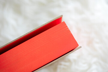 Book with a red colored book edge