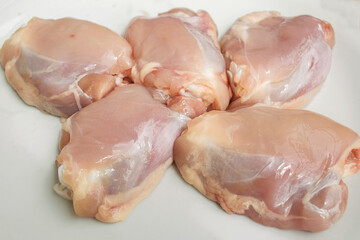 raw chicken thighs without skin