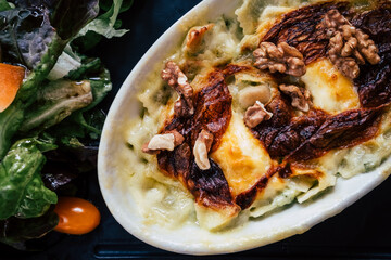Gratin de ravioles au fromage et crème fraiche