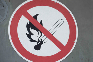 a open fire prohibited sign