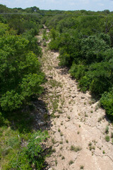 Obraz premium a dry rocky creek bed that flooded two days later