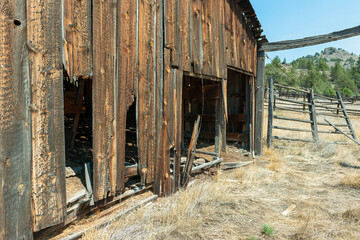 Fototapeta na wymiar Remains of a barn at an abandoned ranch in central Oregon, USA