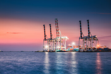 Obraz premium Container Shipping Import/Export Logistics Loading Terminal of Transportation Industry