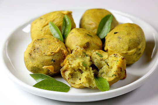 Ala Bonda - Potato meal