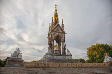 Fototapeta premium Memorial of Prince Albert at Hyde Park, London
