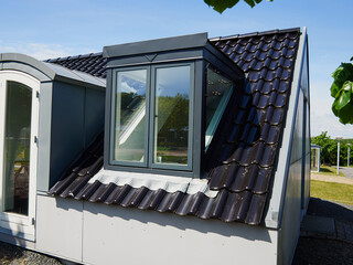 Modern classical vertical roof window