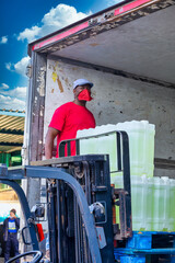 truck loading