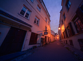 Fototapeta na wymiar Winding streets of old Vilnius, evening