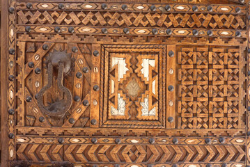 Porte Marocaine avec décoration typique du Maghreb 