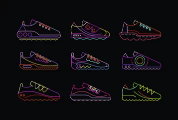 Zelfklevend Fotobehang Neonkleuren geïsoleerd op een zwarte achtergrond Mode sportschoenen vector icon set. ©  danjazzia