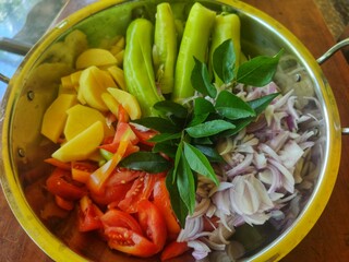 Vegetables after cutting 