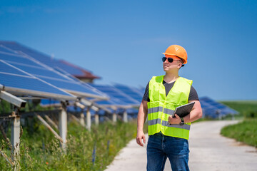 Obraz na płótnie Canvas Solar power panel. Green energy. Electricity. Power energy pannels. Engineer on a solar plant.