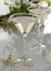 Coctails and flowers