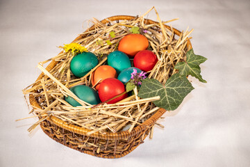 Fototapeta na wymiar Easter egg basket