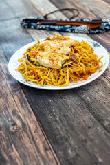 Vegetable noodles with chicken meat preparation