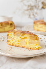 Simple russian cake with apples