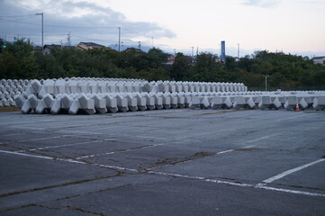 Tetra pots are stacked and stored