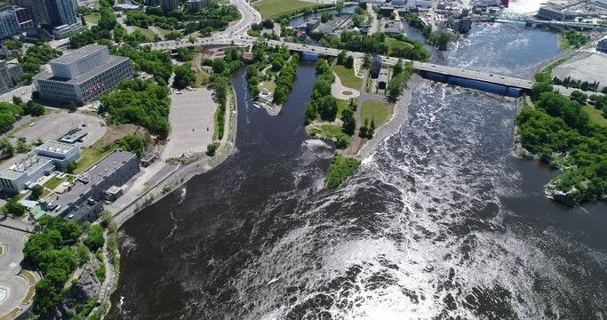 Aerial/Drone Video of Ottawa River & Chaudi&egrave;re Dam