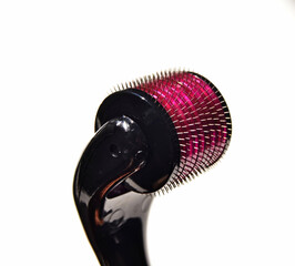 Medical derma rolling equipment with titanium needles of 1.0mm for home use, skin rejuvenation, marks and texture issues.