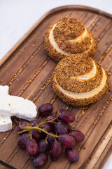 Obraz na płótnie Canvas Turkish Bagel Simit with sesame, traditional pastry of Turkey