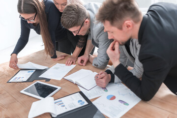 Fototapeta premium working group discussing the new financial strategy