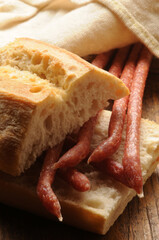 Tyrolini sticks salami ft0206_8258 Street food