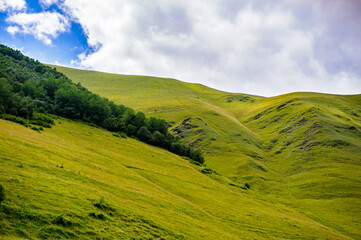 Obraz premium It's Beautiful nature and mountains panoramic view