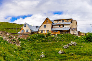 Obraz premium It's Houses among the mountains