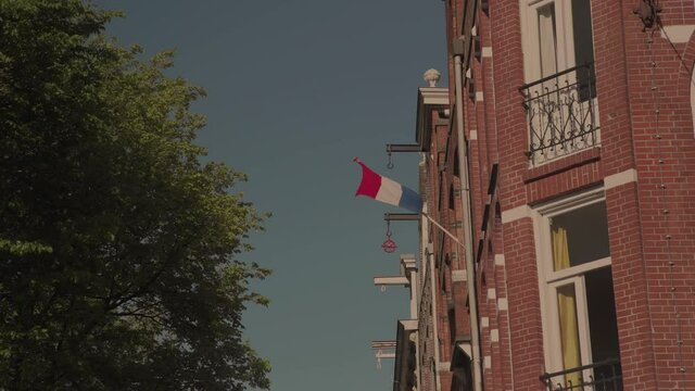 Waving Dutch Flag / Wapperende Nederlandse vlag
