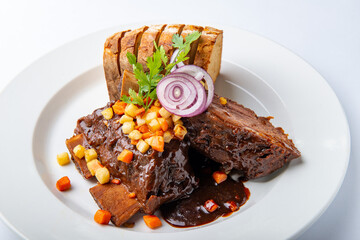 Beef ribs with bread