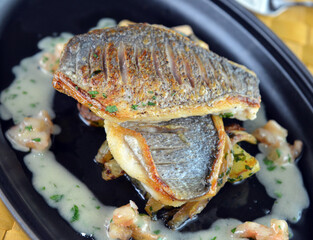 Grilled Dorado with potatoes and fennel
