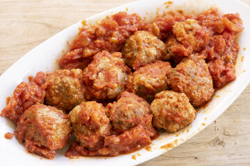 tomato sauce meatballs
