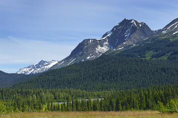 Chugach Mountains - Chugach State Park covers 495,204 acres (2,004 square kilometers) immediately...