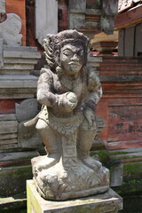 Statue du temple Tirta Empul à Bali, Indonésie	