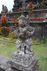 Fototapeta premium Statue du temple de Besakih à Bali, Indonésie